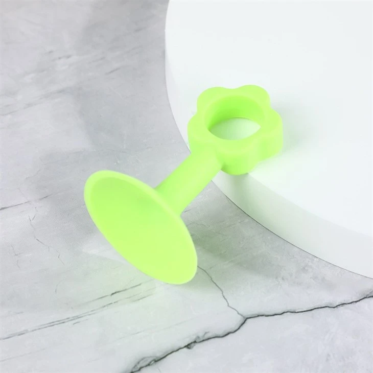 door suction green