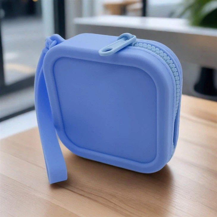 coin purse blue